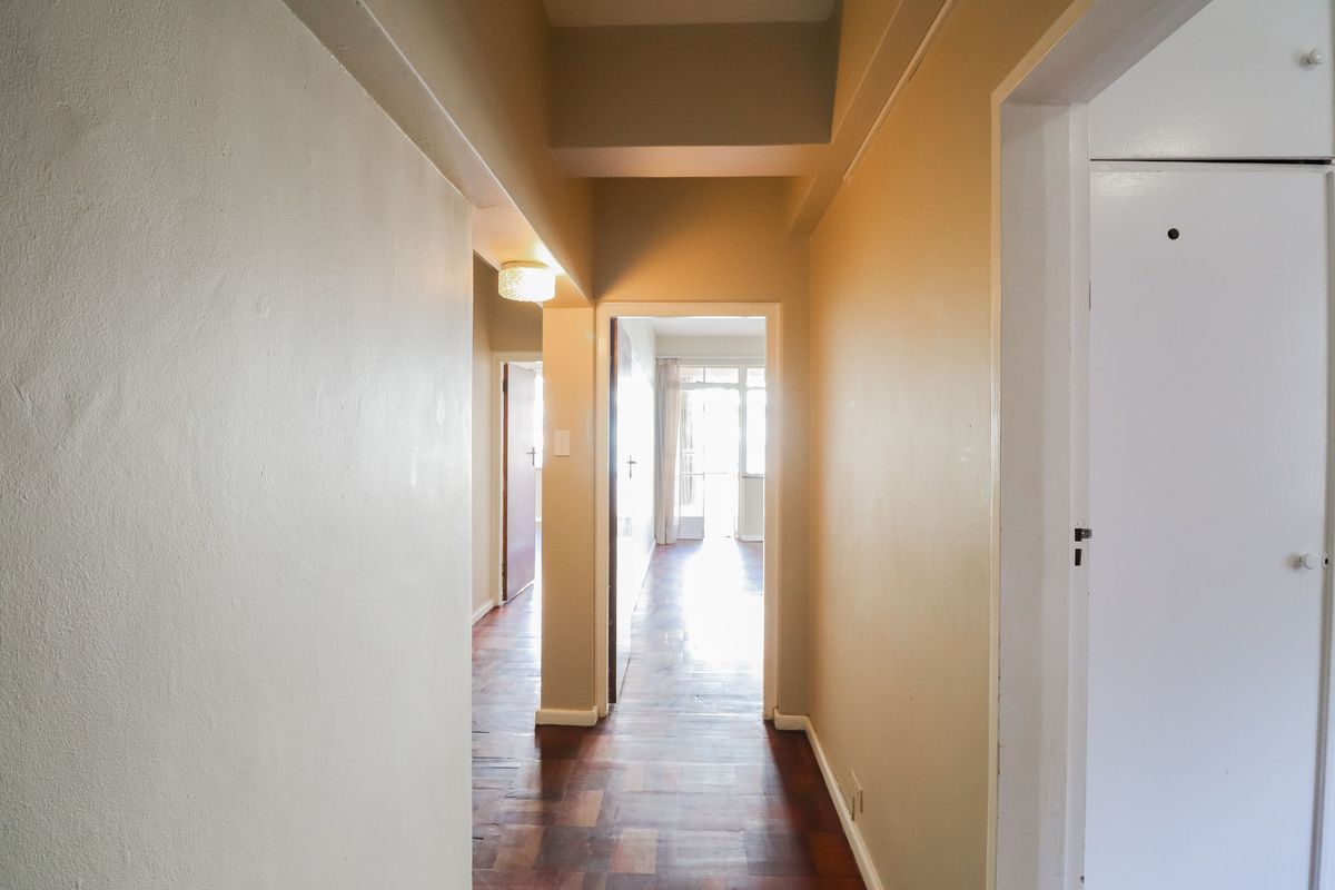 2 BED 1 BATH APARTMENT FOR SALE - Photo 2