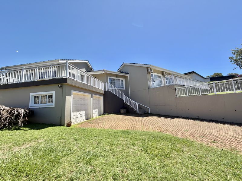 House For Sale In Ballito - Photo 2
