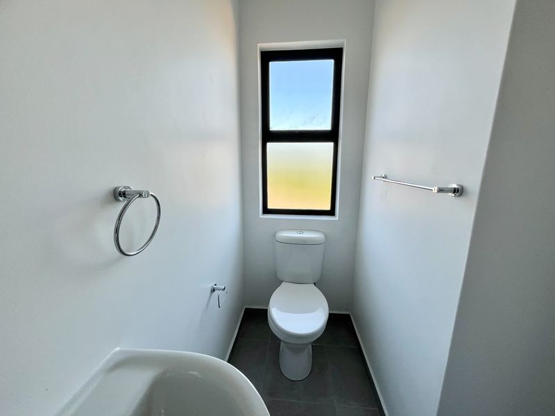 BRAND NEW 1 BED 1 BATH  SHEFFIELD HILLS - Photo 9
