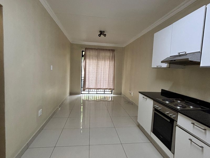 Headline: Modern Living in Manhattan Mews – Umhlanga Ridge – R8,300 p/m - Photo 3