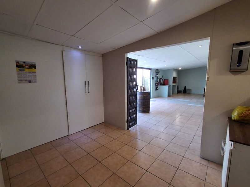 Spacious Family Living with Income Potential in the Heart of Kempton Park Ext 2 - Photo 7