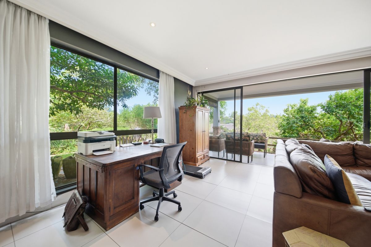 Family Living at Its Finest in Simbithi Eco Estate - Photo 3