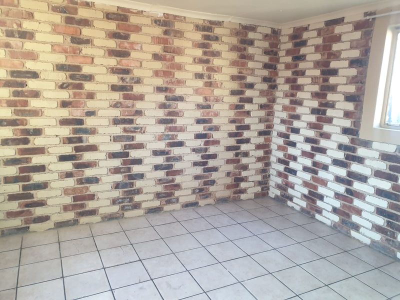 26 Bedroom House For Sale in Brakpan Central - Photo 8