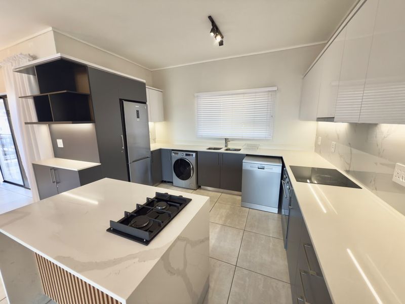 Modern 3-Bedroom Apartment in Izinga Eco Estate - Photo 9