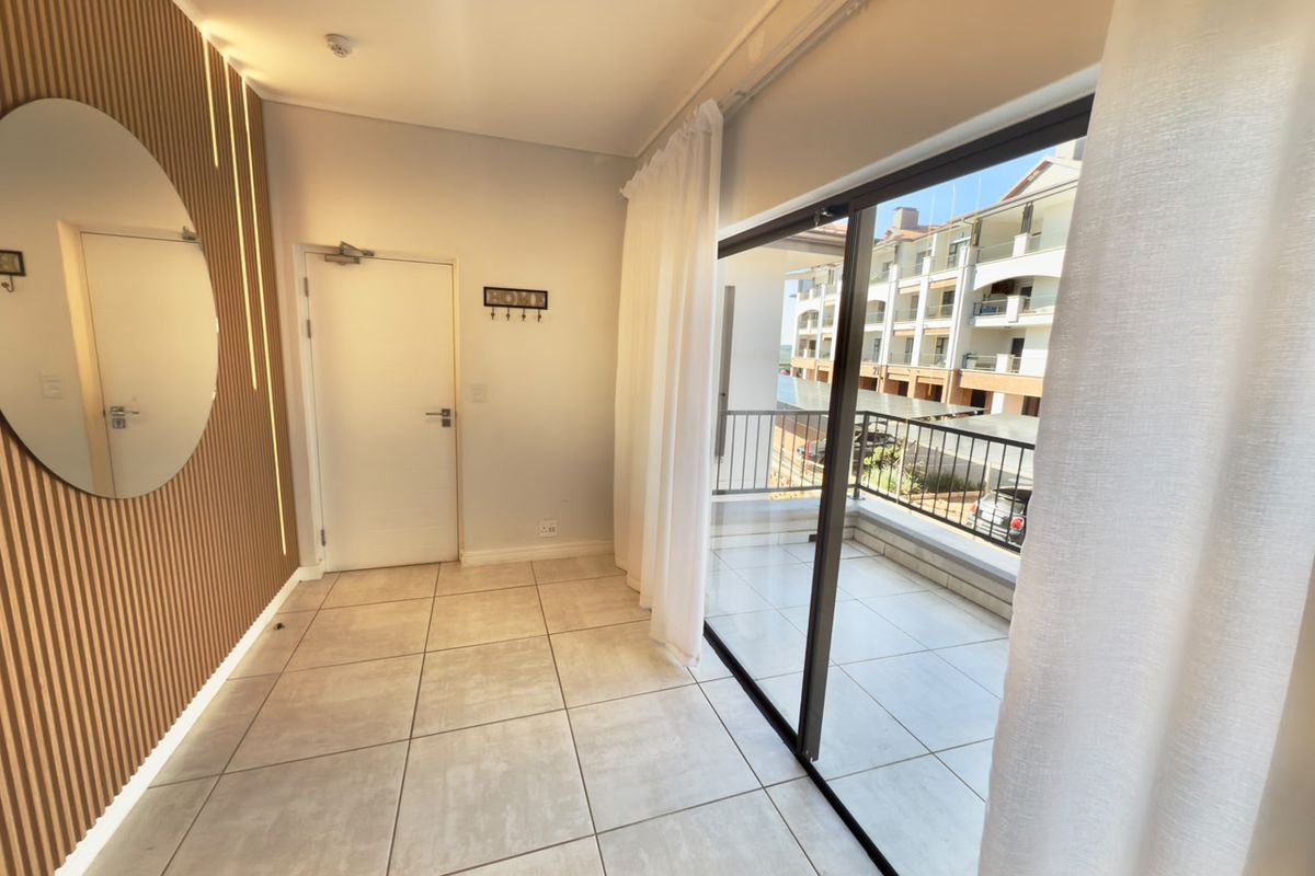 Modern 3-Bedroom Apartment in Izinga Eco Estate - Photo 3