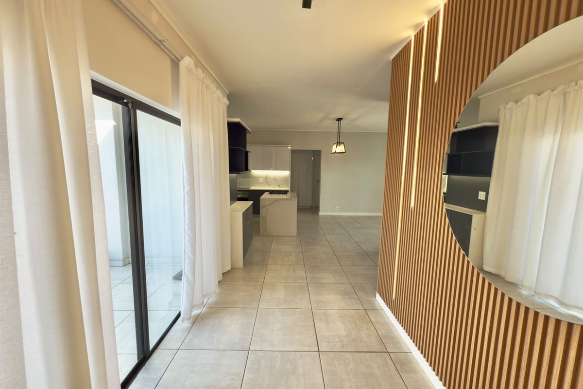 Modern 3-Bedroom Apartment in Izinga Eco Estate - Photo 2