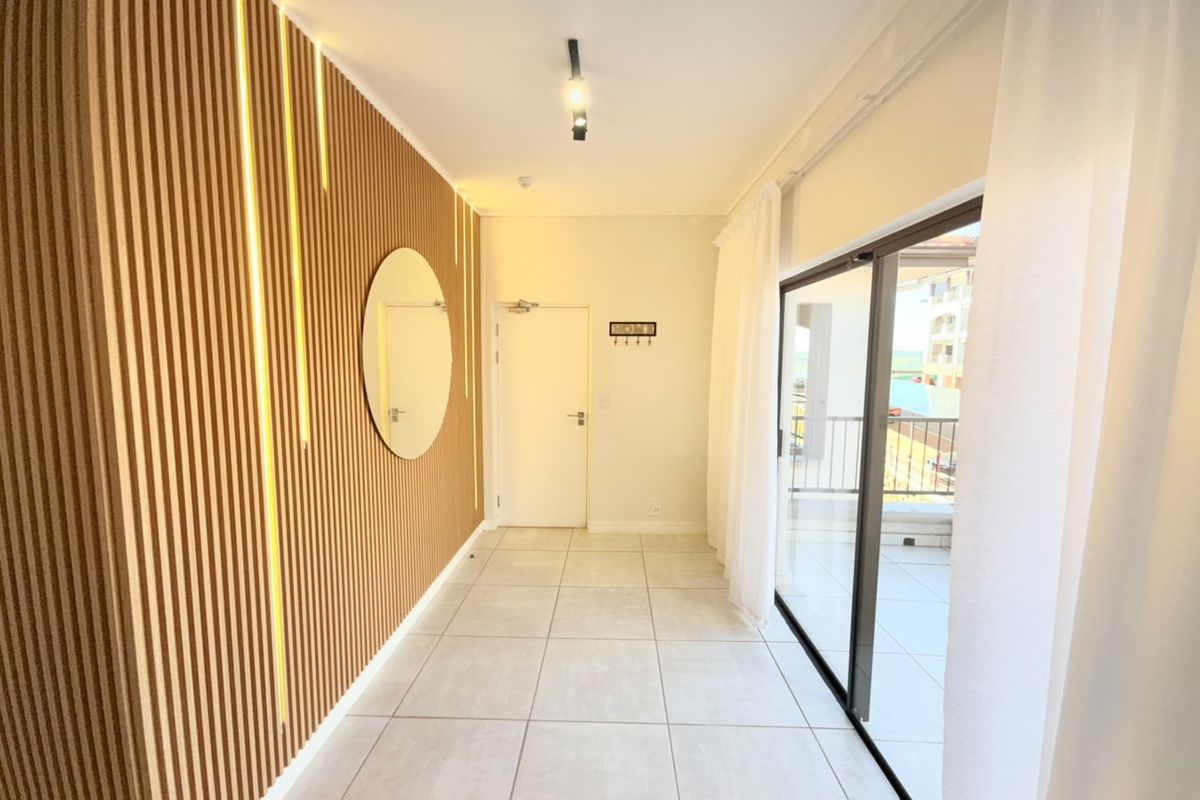Modern 3-Bedroom Apartment in Izinga Eco Estate - Photo 5