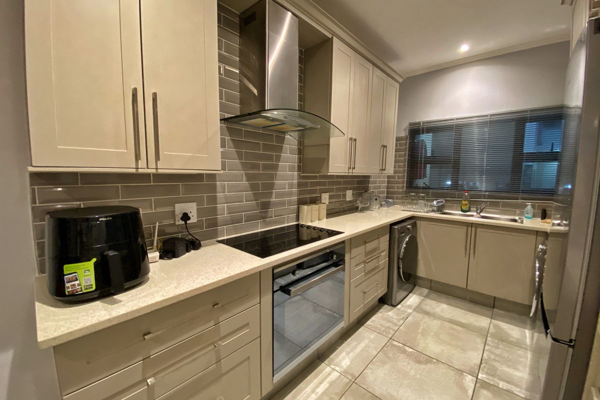 Westbrook Beach Club Estate - 3 Bed Apartment at Sea Breeze - PET FRIENDLY - Photo 3