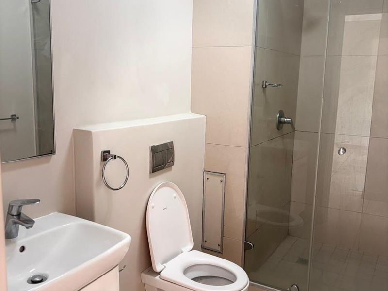 Modern 2-Bedroom Apartment to Rent in Umhlanga Ridge - Photo 9