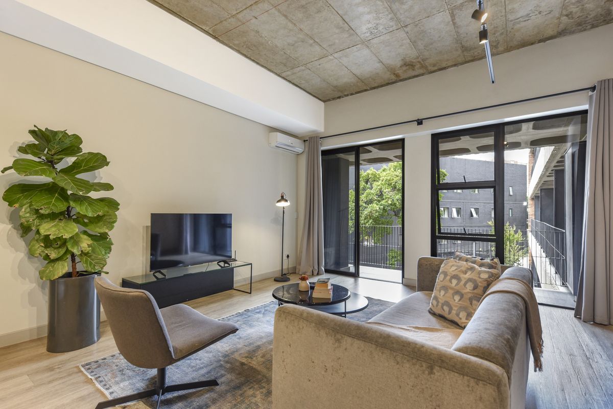 Unfurnished Two Bed Two bath for SALE in The Lineal - Photo 2