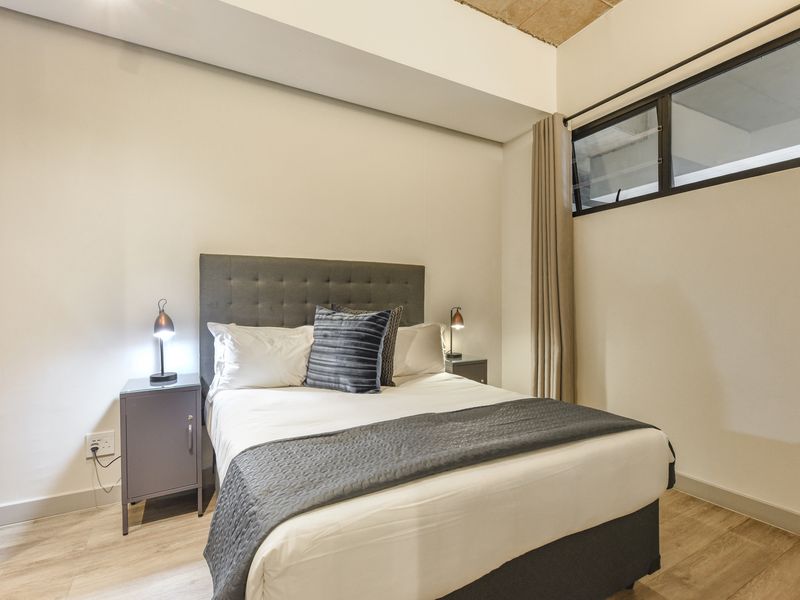 Unfurnished Two Bed Two bath for SALE in The Lineal - Photo 10