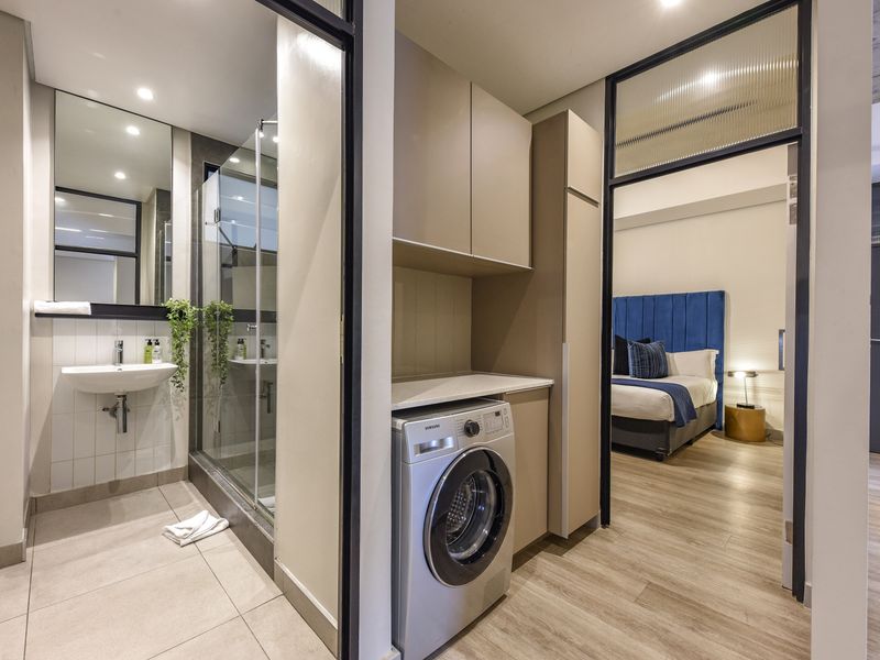 Unfurnished Two Bed Two bath for SALE in The Lineal - Photo 9