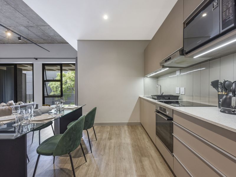 Unfurnished Two Bed Two bath for SALE in The Lineal - Photo 6