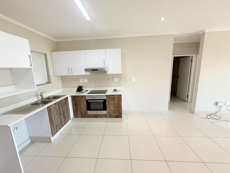 2 Bedroom apartment to let in Umhlanga Ridge - Photo 10