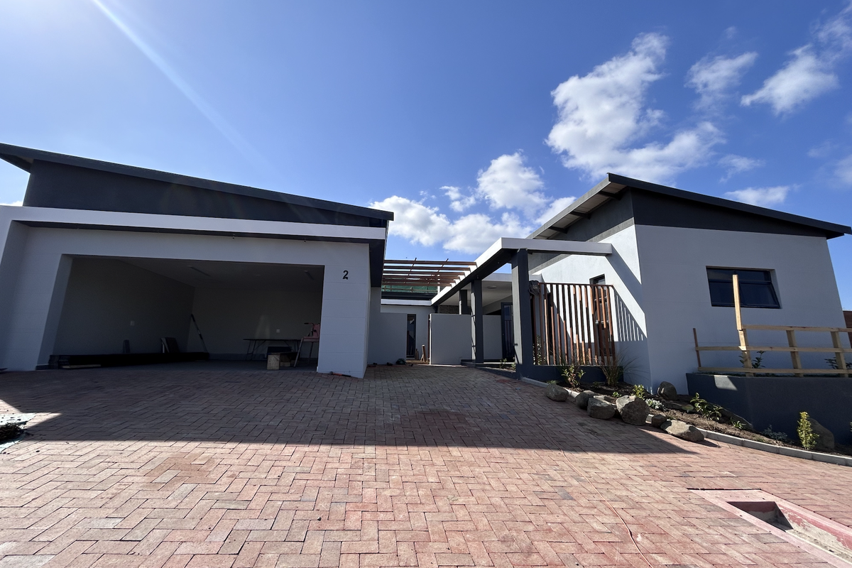 House For Sale In Ballito - Photo 2