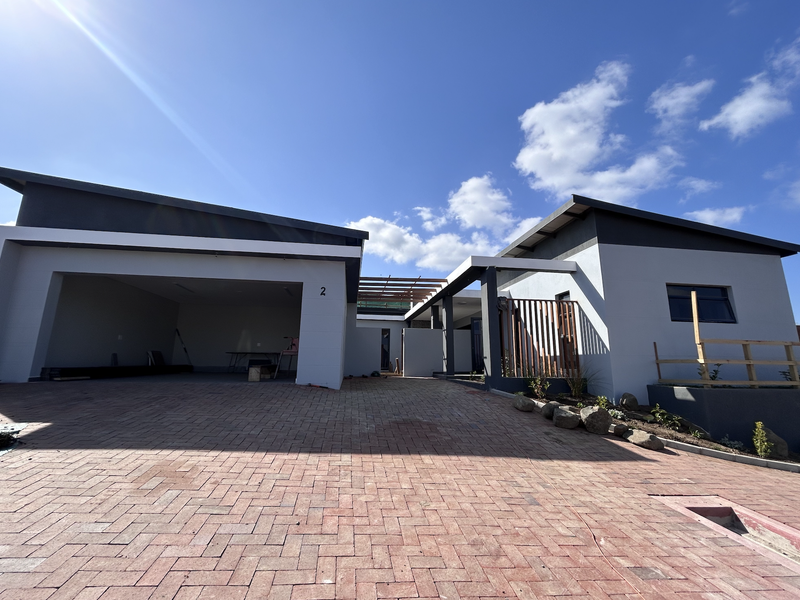 House For Sale In Ballito - Photo 2