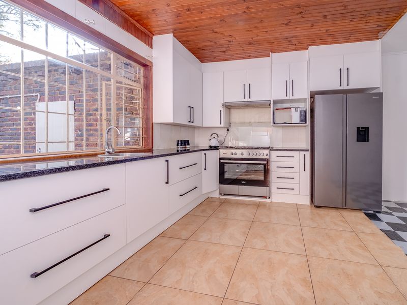 Live, Earn & Grow – Exceptional Multi-Dwelling Investment with Potential 17%+ Gross Yield - Photo 10