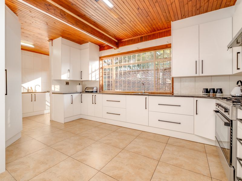 Live, Earn & Grow – Exceptional Multi-Dwelling Investment with Potential 17%+ Gross Yield - Photo 9