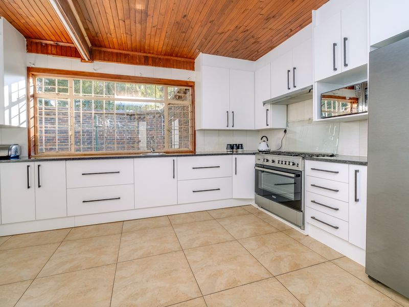 Live, Earn & Grow – Exceptional Multi-Dwelling Investment with Potential 17%+ Gross Yield - Photo 8