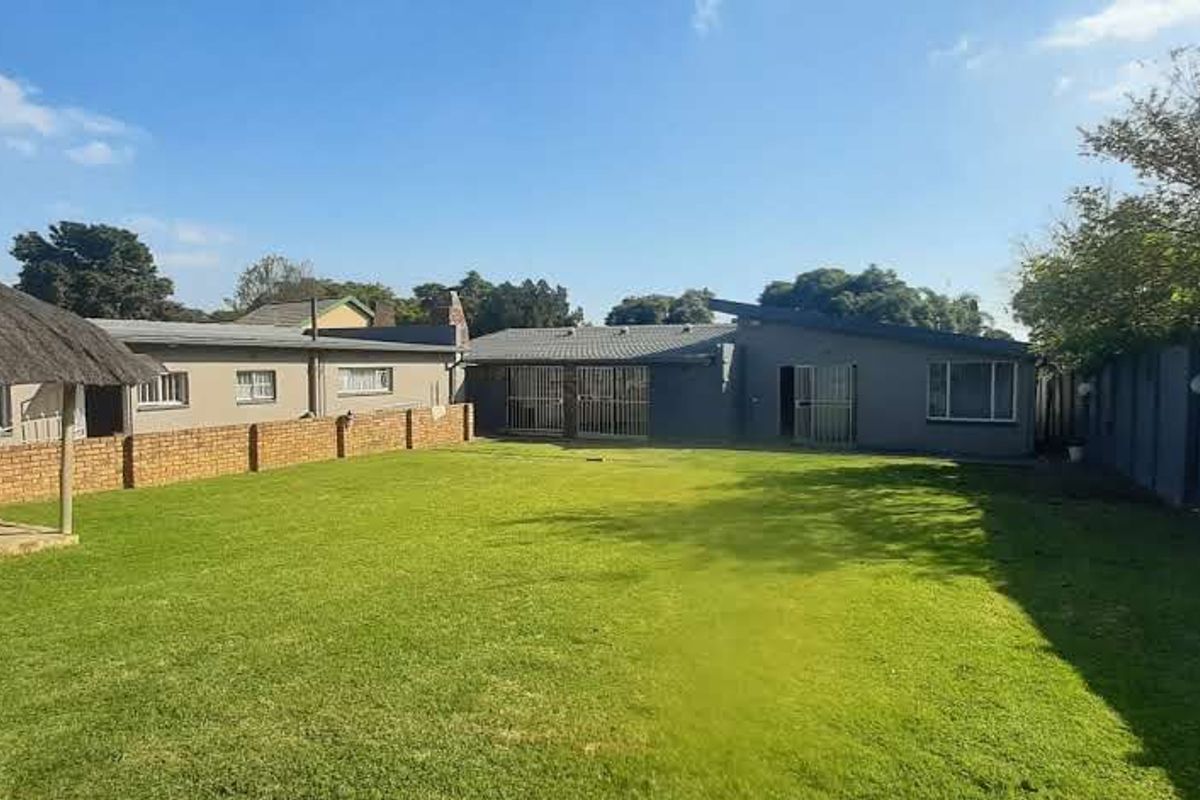 MORE SPACE. MORE VALUE. MORE HOME! - Photo 2