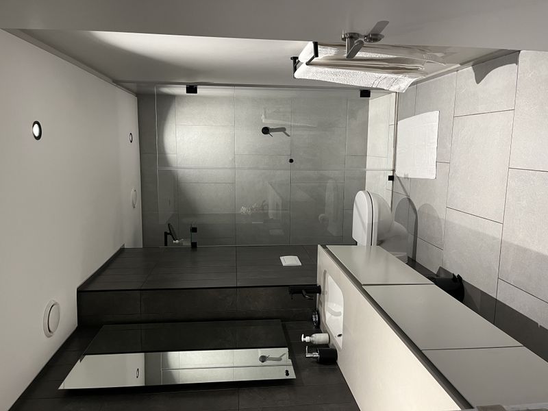 modern fully furnished 1 bedroom apartment in the heart of De waterkant - Photo 9