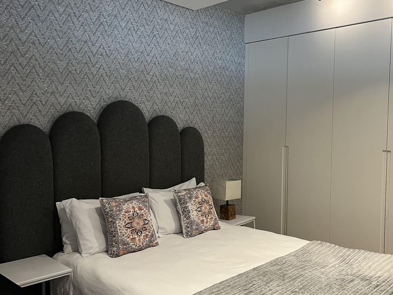 modern fully furnished 1 bedroom apartment in the heart of De waterkant - Photo 10