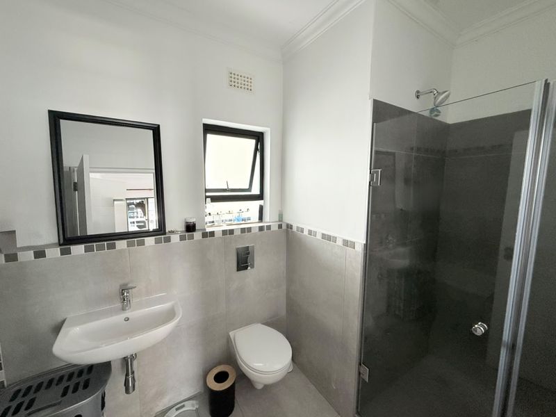 Modern 2 Bedroom, 2 Bathroom Apartment for Sale in Summer Ridge, Umhlanga Ridge - Photo 10