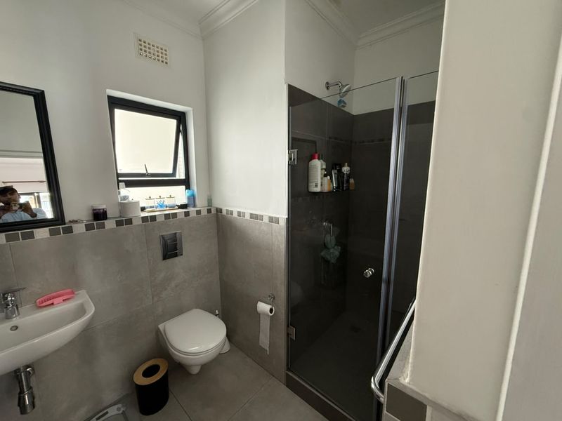 Modern 2 Bedroom, 2 Bathroom Apartment for Sale in Summer Ridge, Umhlanga Ridge - Photo 8