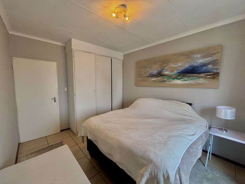 Lock-Up-and-Go Living with Views Across Johannesburg - Photo 10