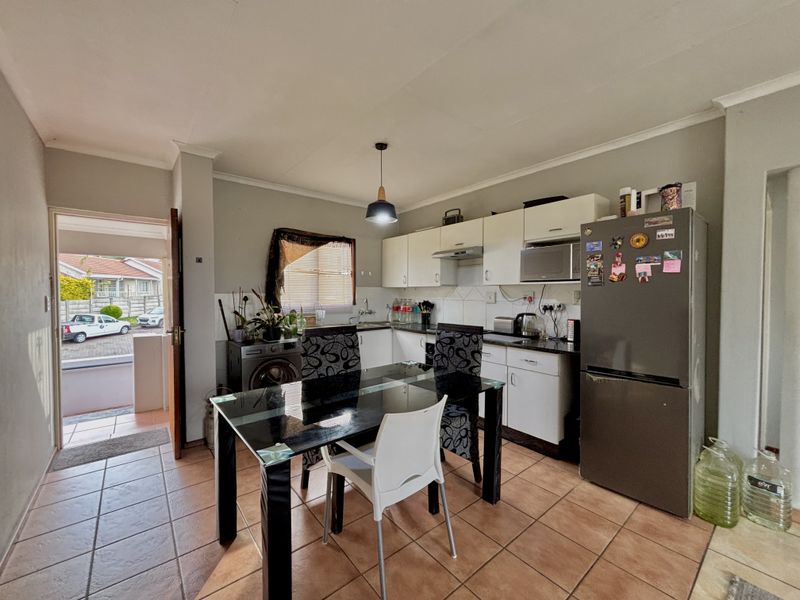 Lock-Up-and-Go Living with Views Across Johannesburg - Photo 6