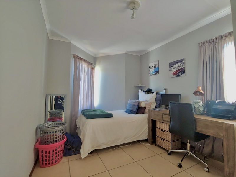 Lock-Up-and-Go with breathtaking views - Photo 10