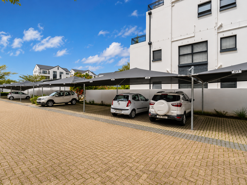 Furnished 3 bedroom apartment in De Velde to rent - Photo 5