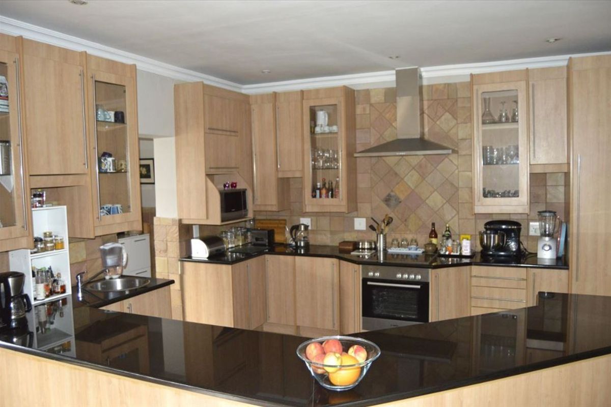 Ultra Modern Home! - Photo 3