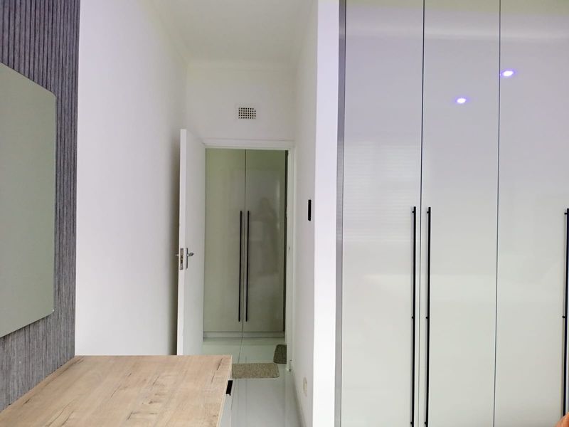 Stylishly Renovated Coastal Apartment in Westbrook - Photo 10