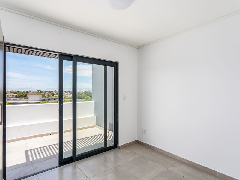 Contemporary 2-Bedroom Apartment for Sale - Photo 9