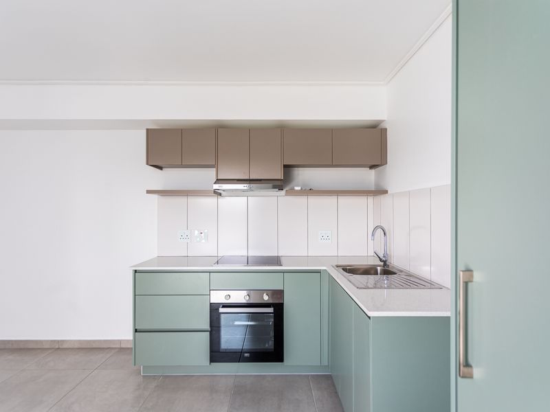 Contemporary 2-Bedroom Apartment for Sale - Photo 4