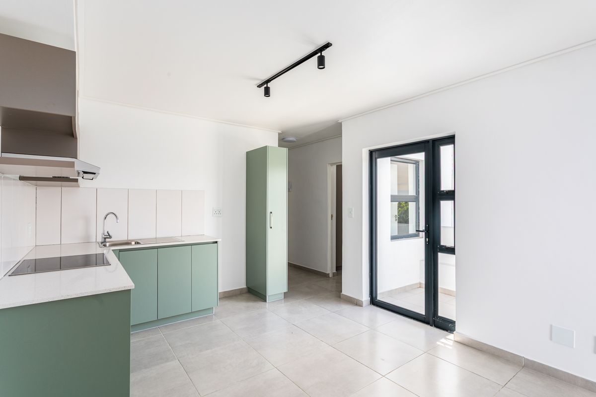 Contemporary 2-Bedroom Apartment for Sale - Photo 2