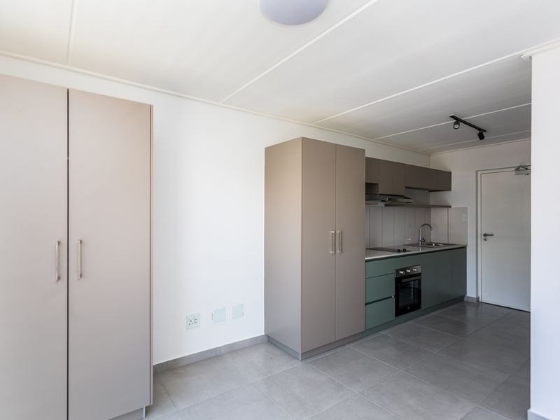 Studio Apartment for Sale - Photo 7