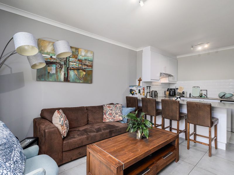 2 Bedroom Duplex Apartment for Sale - Photo 4