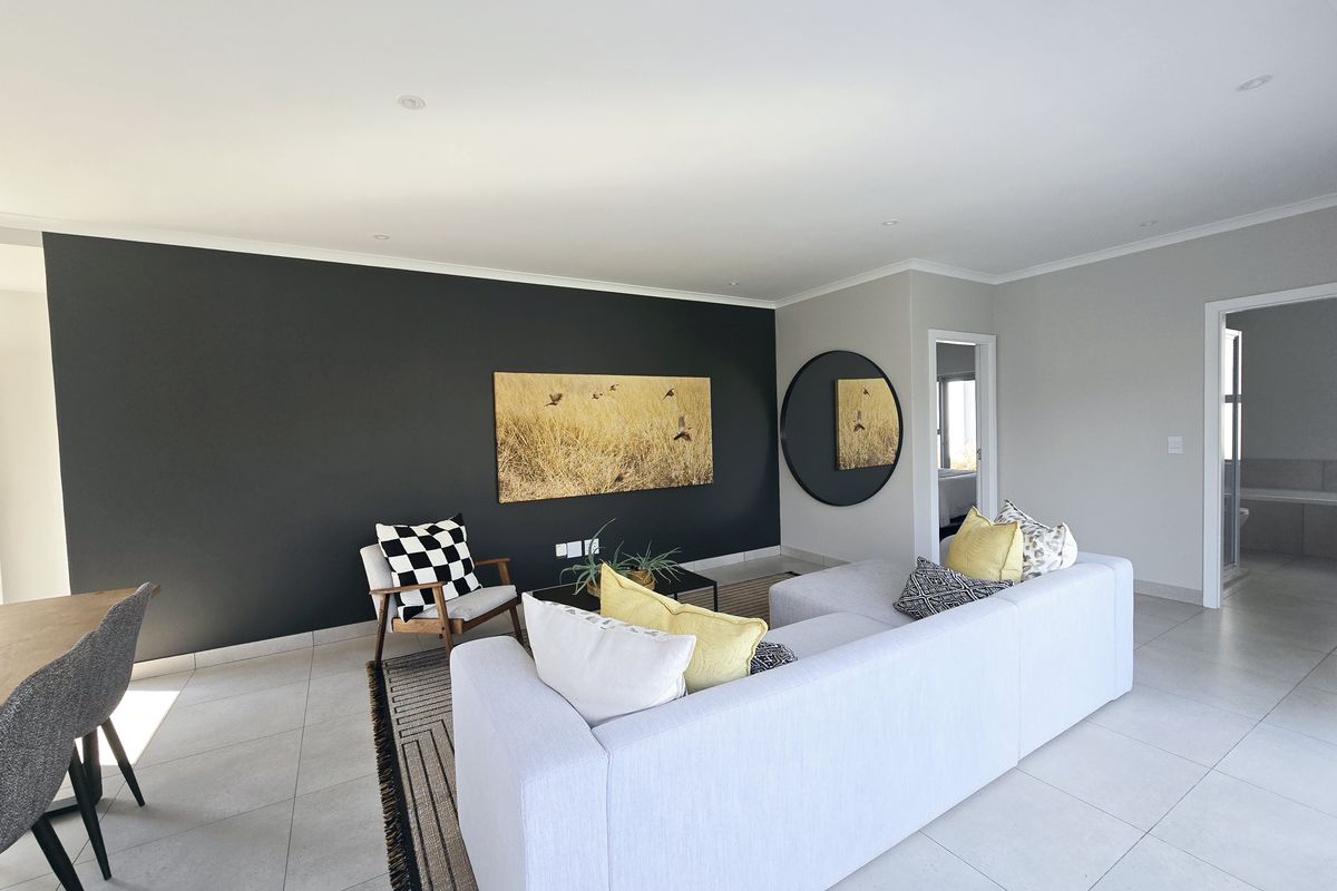 LALELA ESTATE-NO TRANSFER DUTY - Photo 2