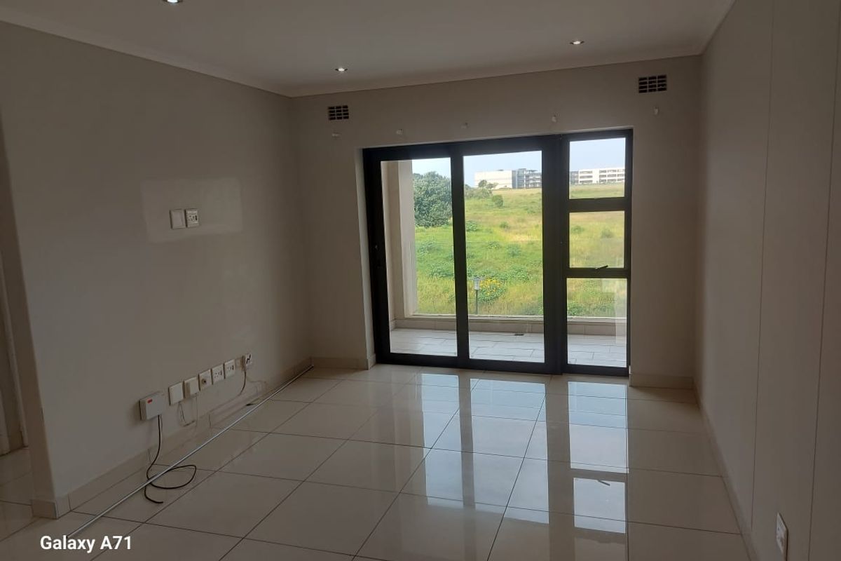 Modern 2-Bedroom Apartment in Ridge Town Central – Prime Location! - Photo 5