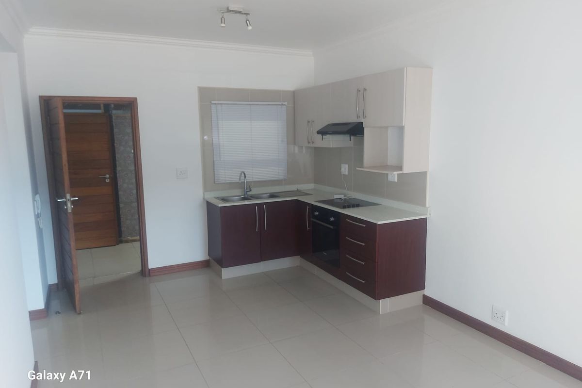 Modern one-bedroom apartment in Park Avenue, Umhlanga Ridge. - Photo 3