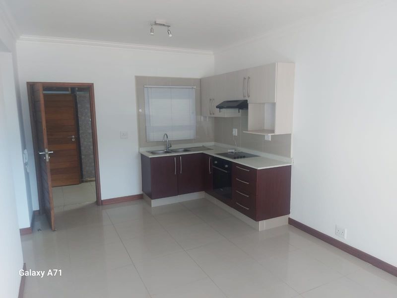 Modern one-bedroom apartment in Park Avenue, Umhlanga Ridge. - Photo 3