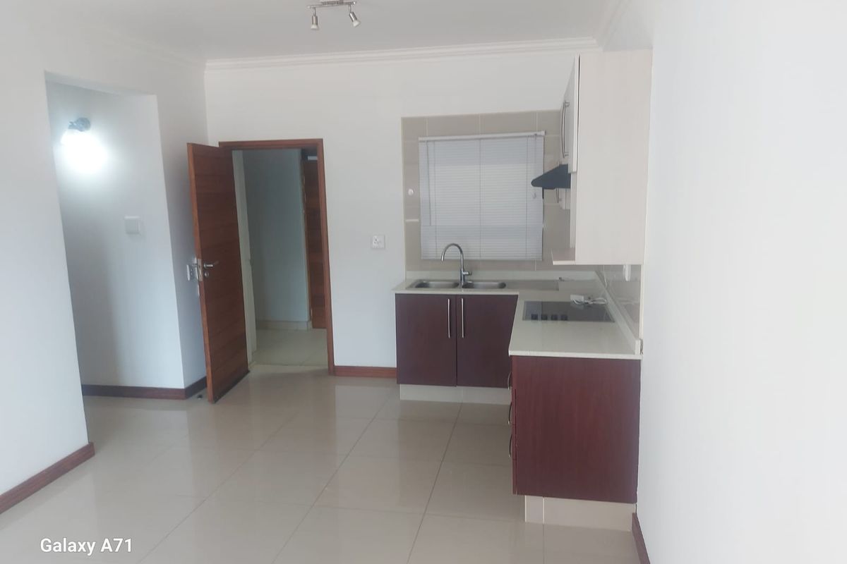 Modern one-bedroom apartment in Park Avenue, Umhlanga Ridge. - Photo 2