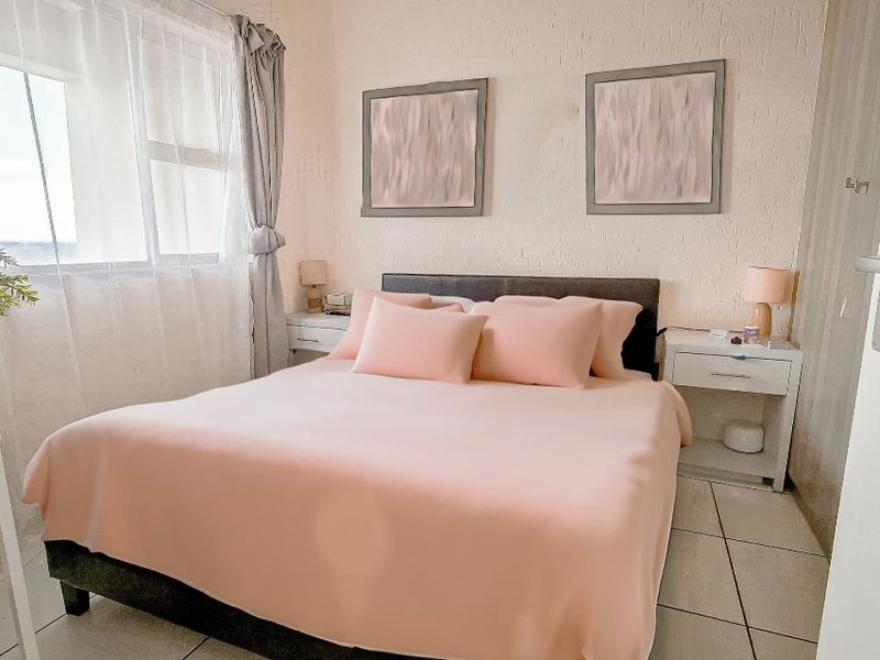 2 bed apartment - now available - Photo 6