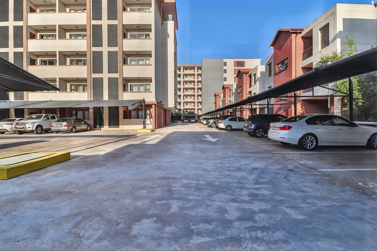 Lovely Furnished 1 Bedroom apartment to rent in Umlanga Ridge - Photo 4