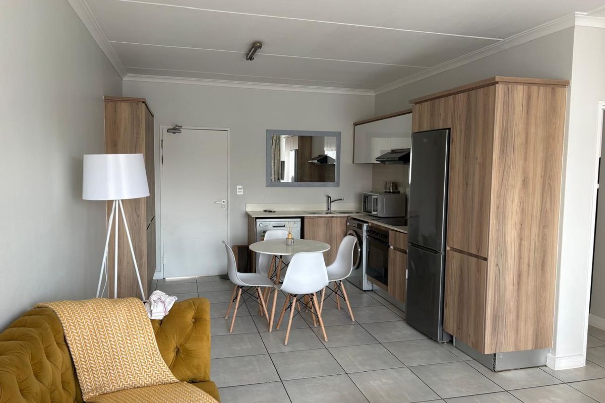 2 Bedroom Apartment - Photo 5