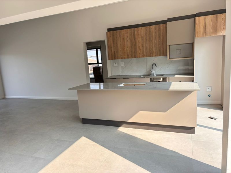 New Development – Kingsley Village, Palm Lakes Estate 2 - Photo 7