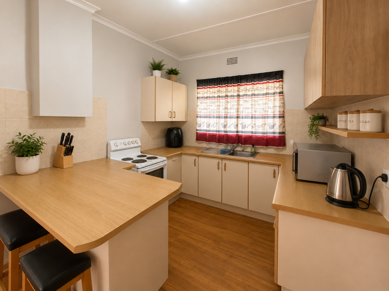 Spacious 4-Bedroom Home Available on a Short-Term Lease - Photo 6