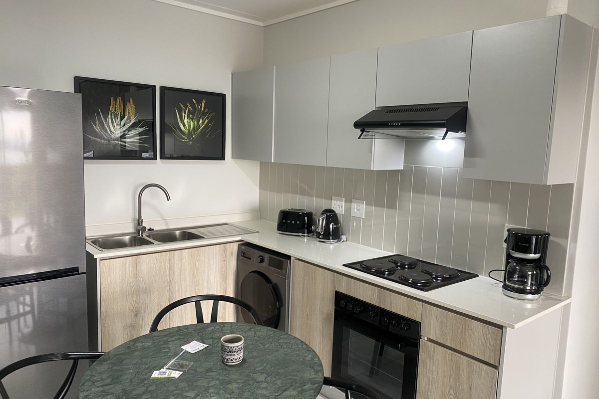 3 bedroom Apartment - Photo 3